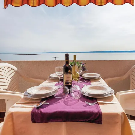 Stunning In Punat With Kitchen