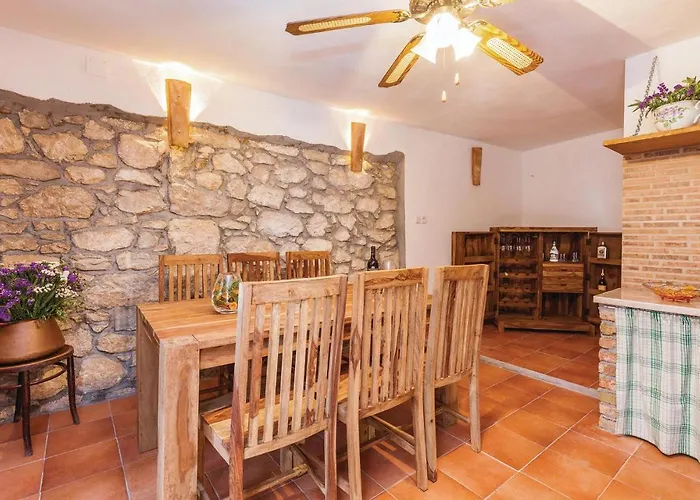 Prázdninový dům Stunning In With Kitchen Punat